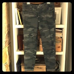 Democracy “Ab” technology camp pants